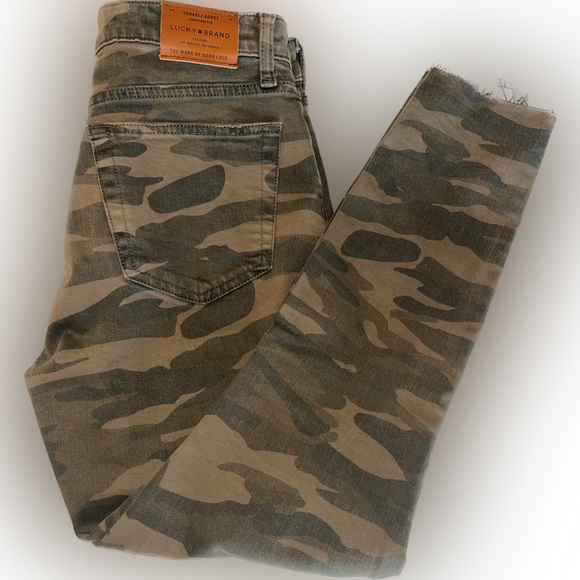 Lucky Brand Women’s Size 2 / 26 Camouflage Bridgette Crop Skinny Jeans - Picture 3 of 6